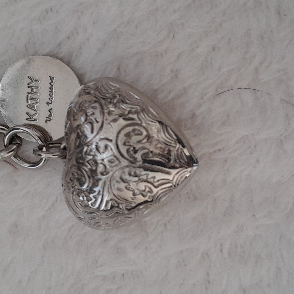 Keychain - Picture 4 of 5